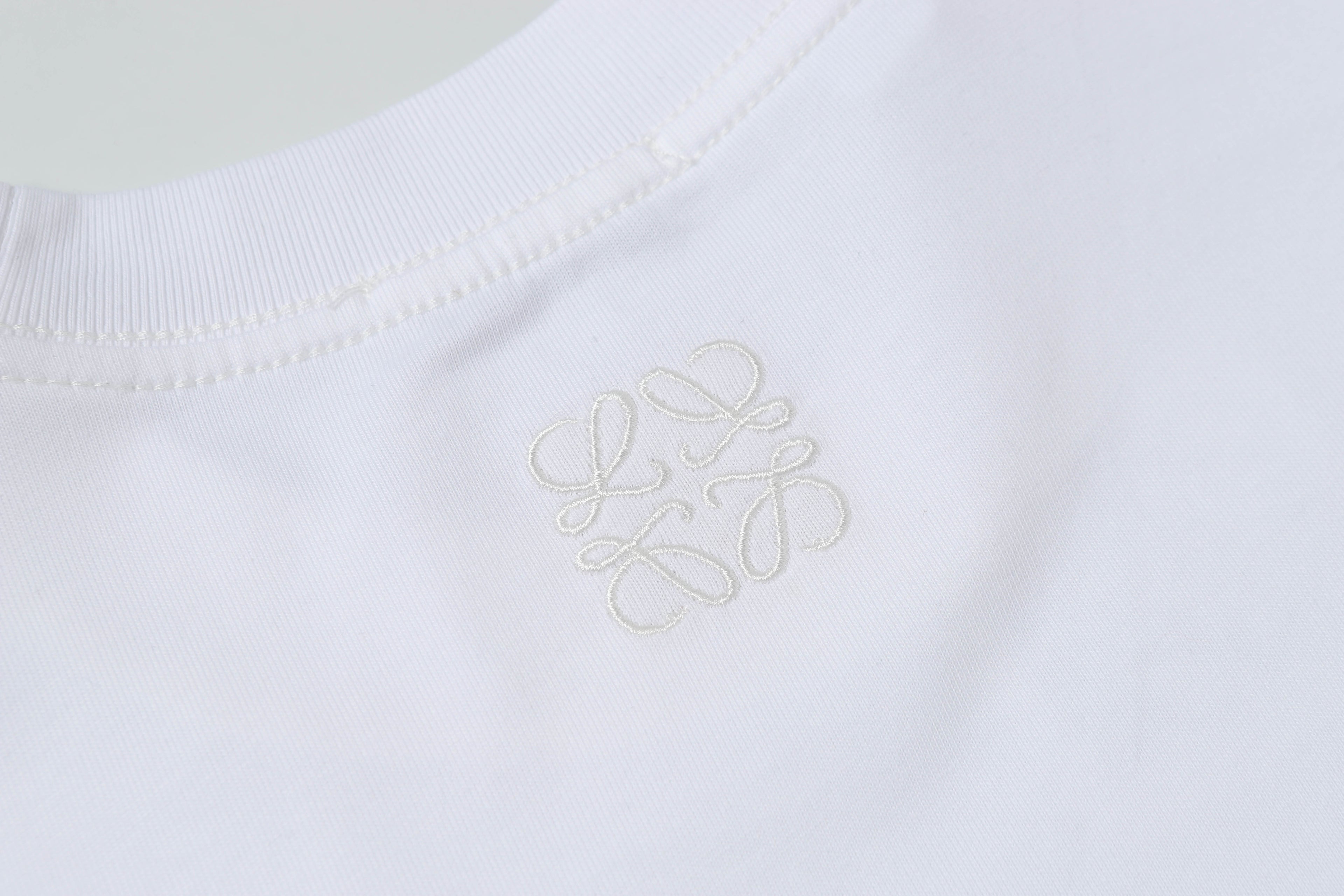 U1R45A160 Popular T-shirt