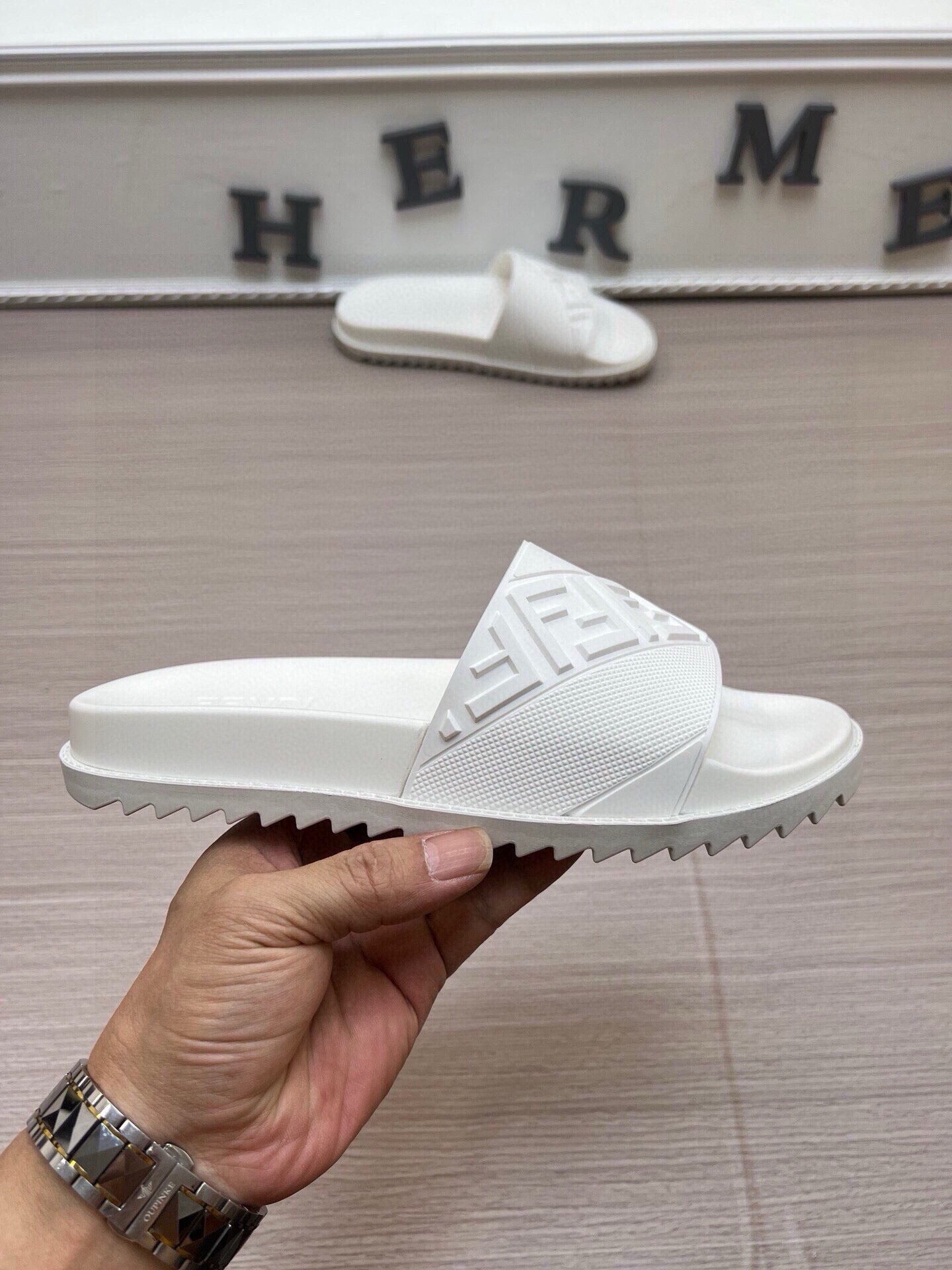 Z5Z35F283 Popular Slippers
