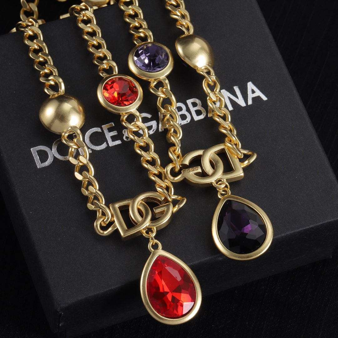 X1Q85A11X Popular Necklace