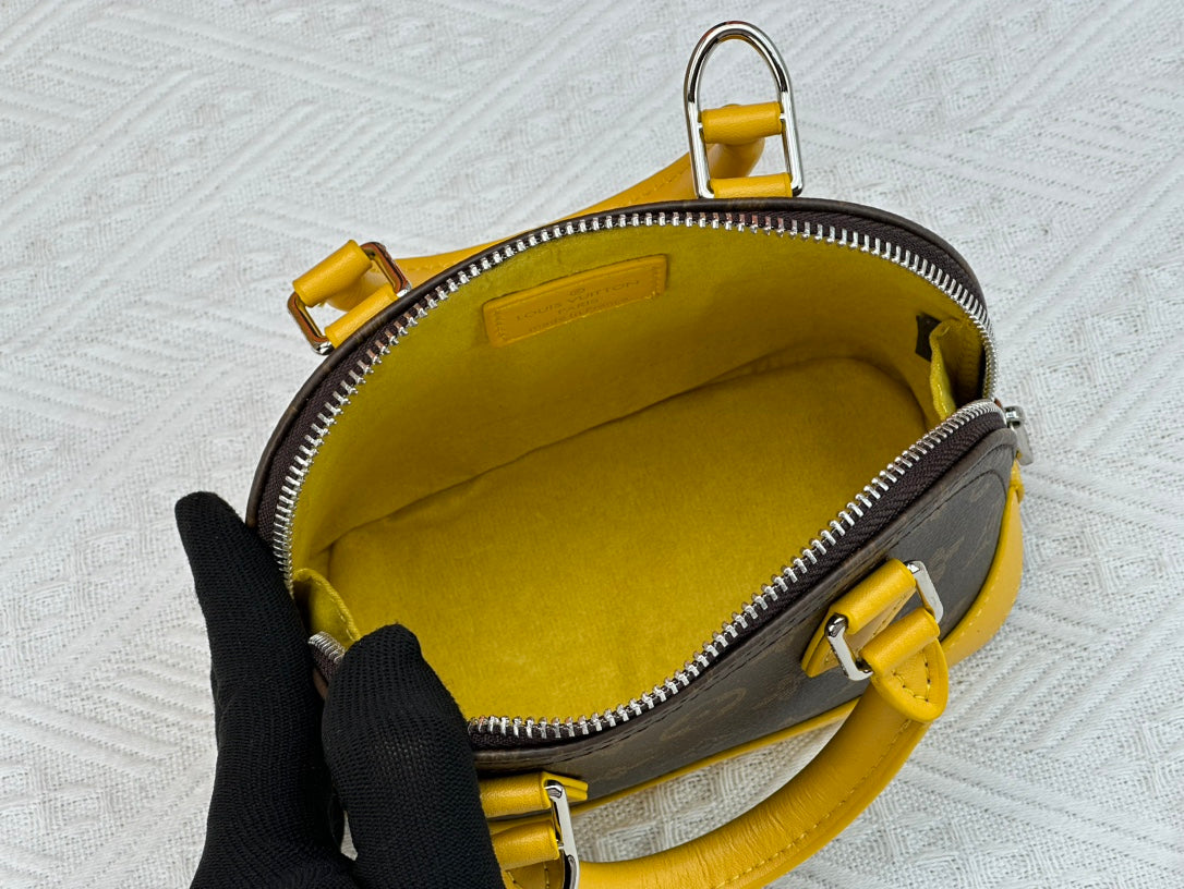 B1X55E19 Popular leather bag