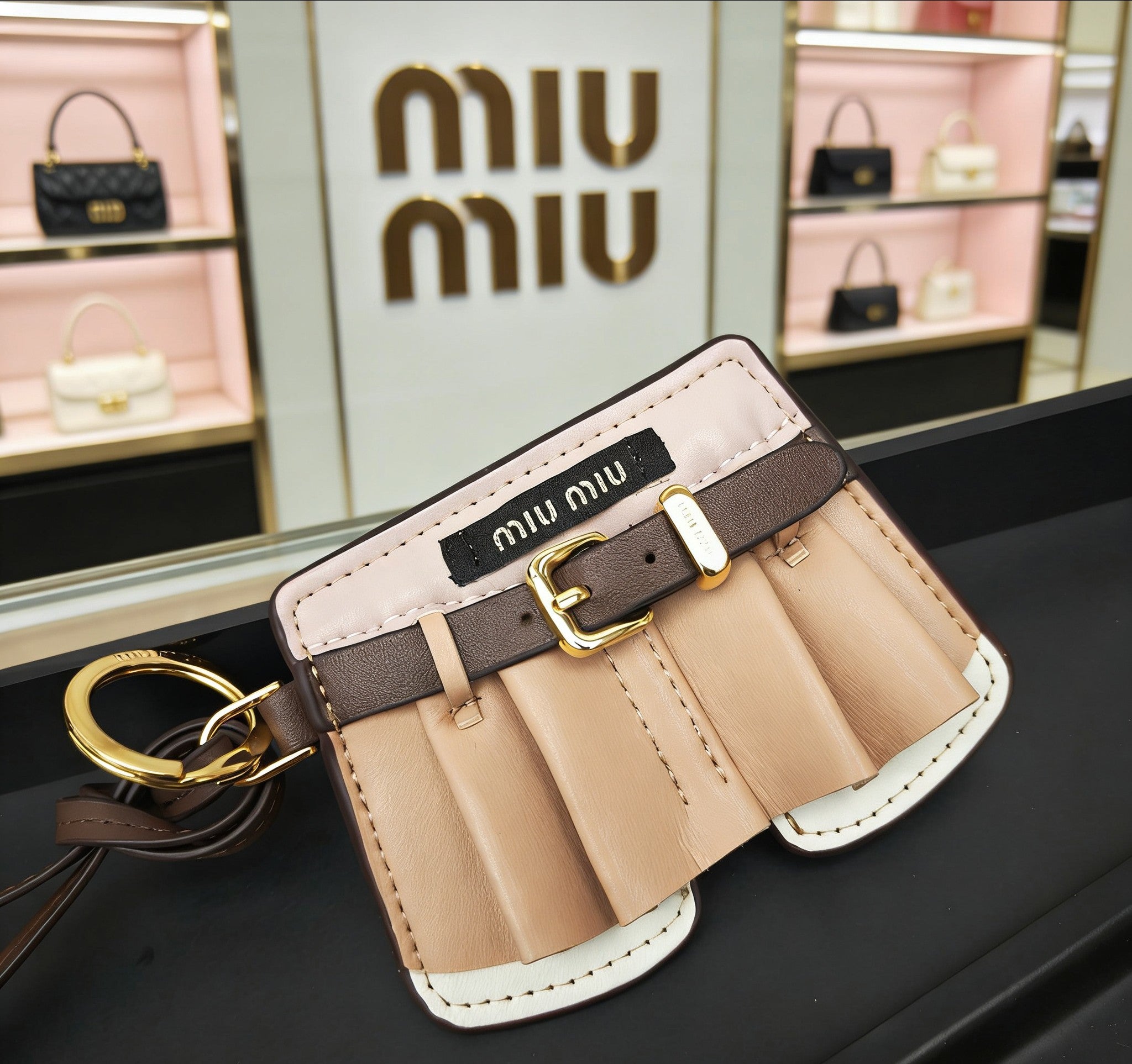 A1R46A21 Popular bag 's charms accessories