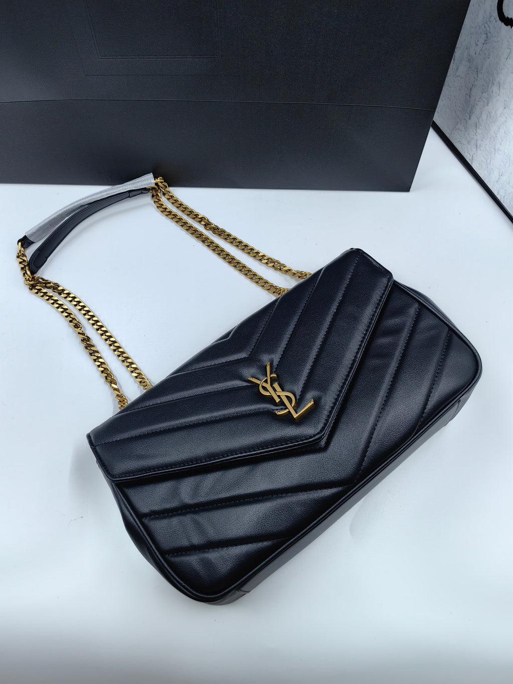 B1N165SL108 Popular leather bag