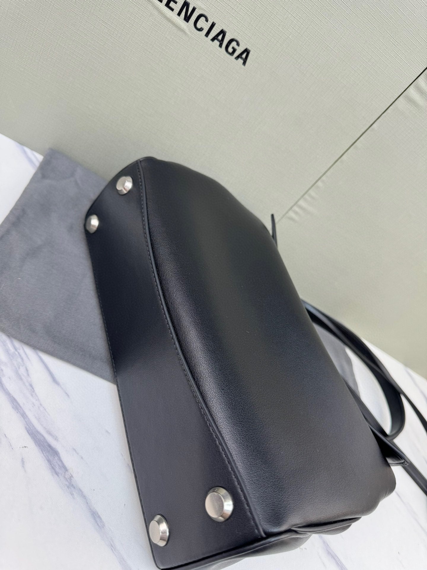 B1X15J4 Popular  leather bag