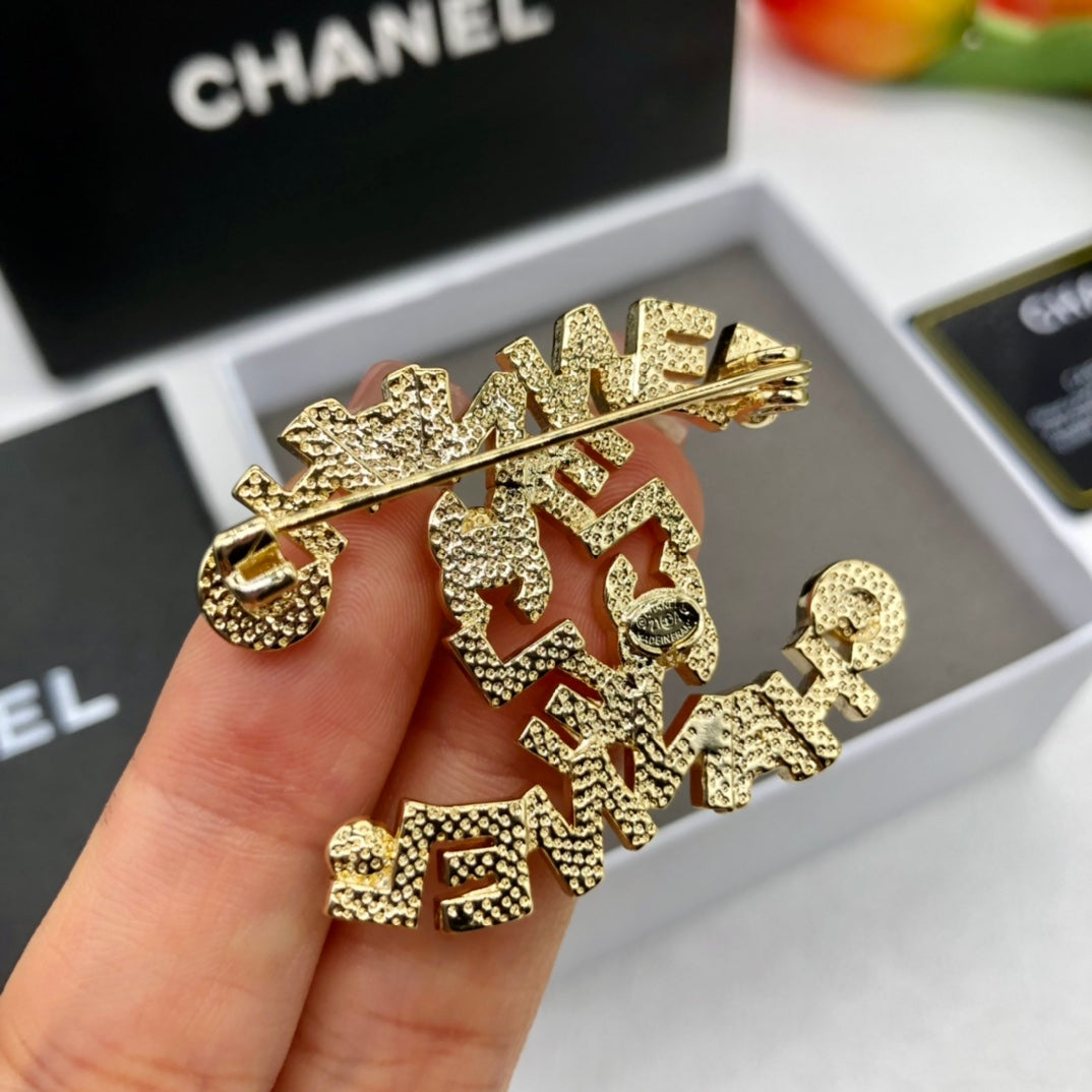 X1Z94C887    Popular Brooch