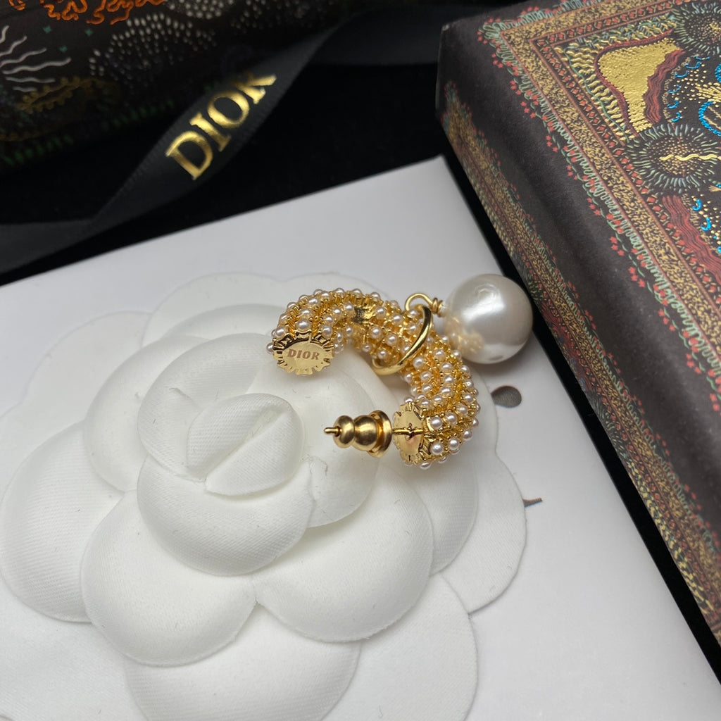 X1Z95D41E Popular Earrings