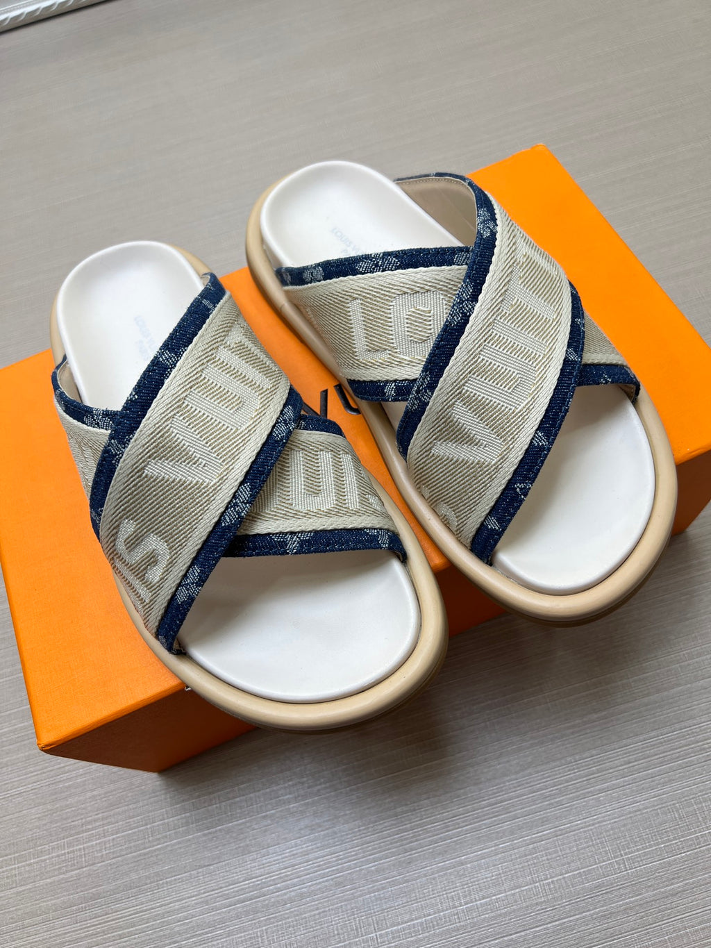 Z5Z35E274 Popular Slippers