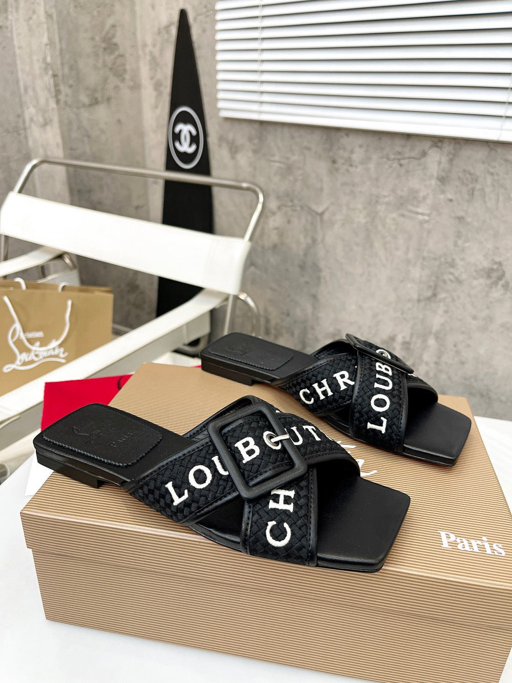 Z2ZA43 Popular leather Slippers
