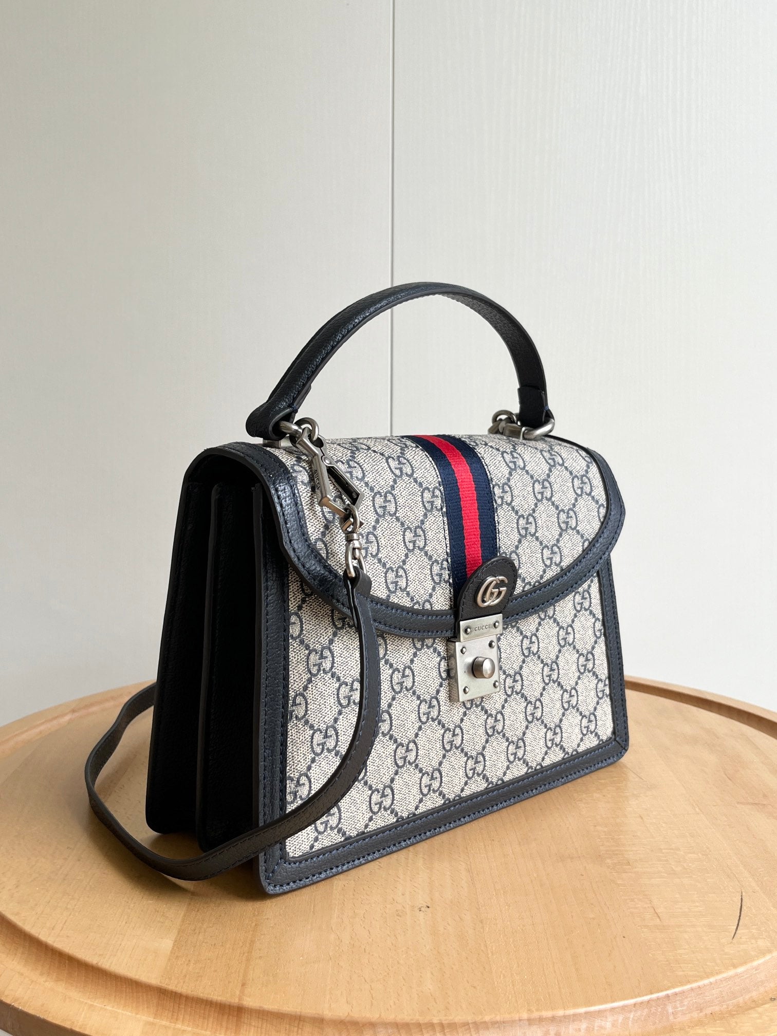 B12X64B467 Popular   leather bag