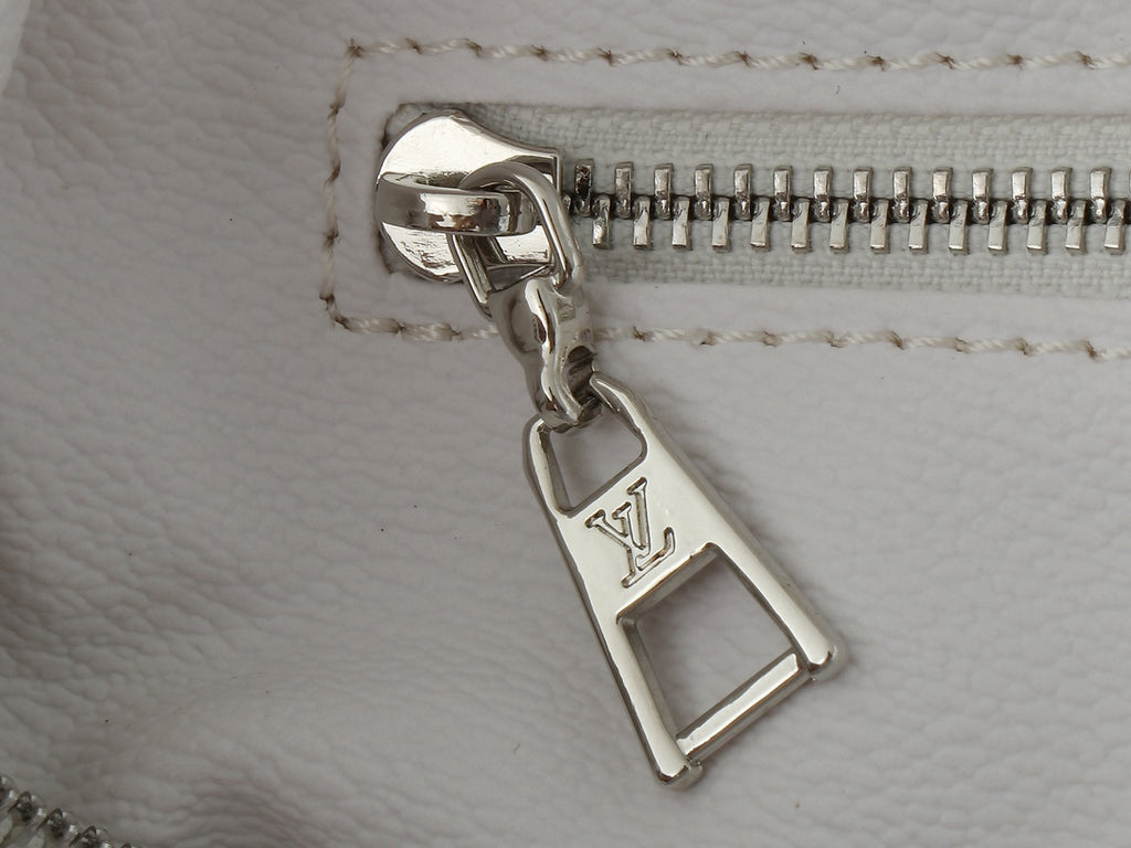 B1X104E61 Popular    leather bag