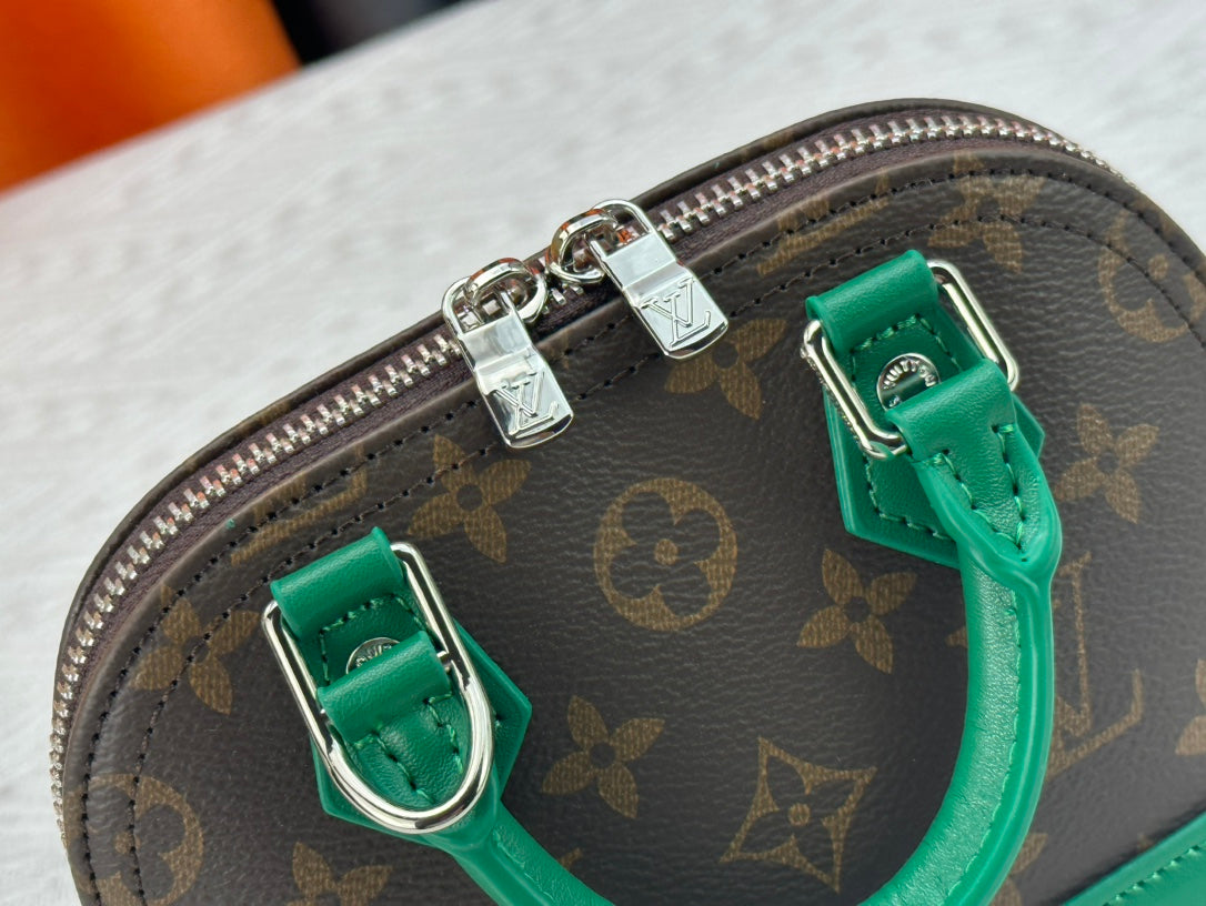 B1X55E19 Popular leather bag