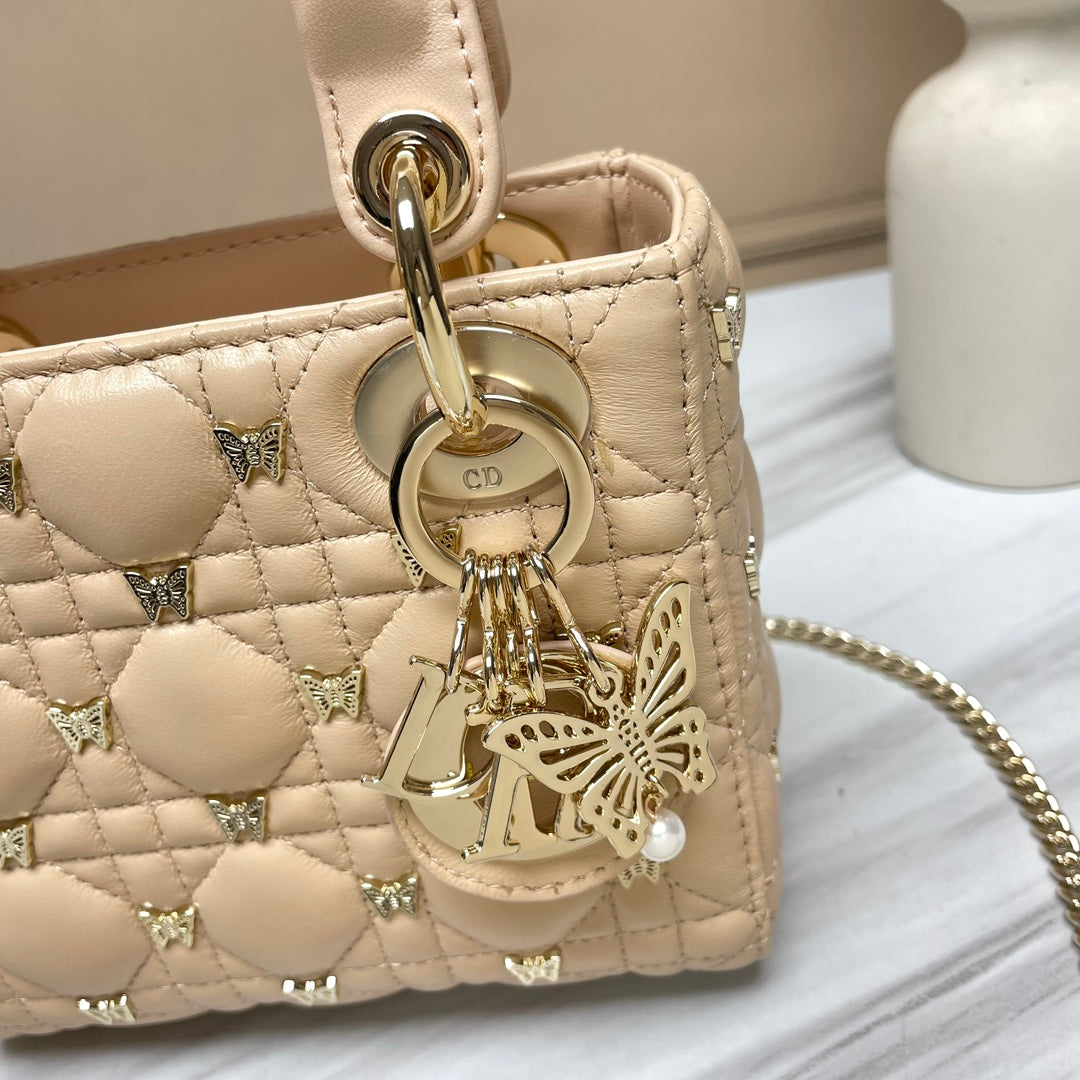 B1R15D139 Popular leather bag