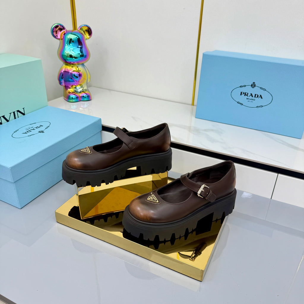 Z2Q105P308 Popular high-quality Shoes