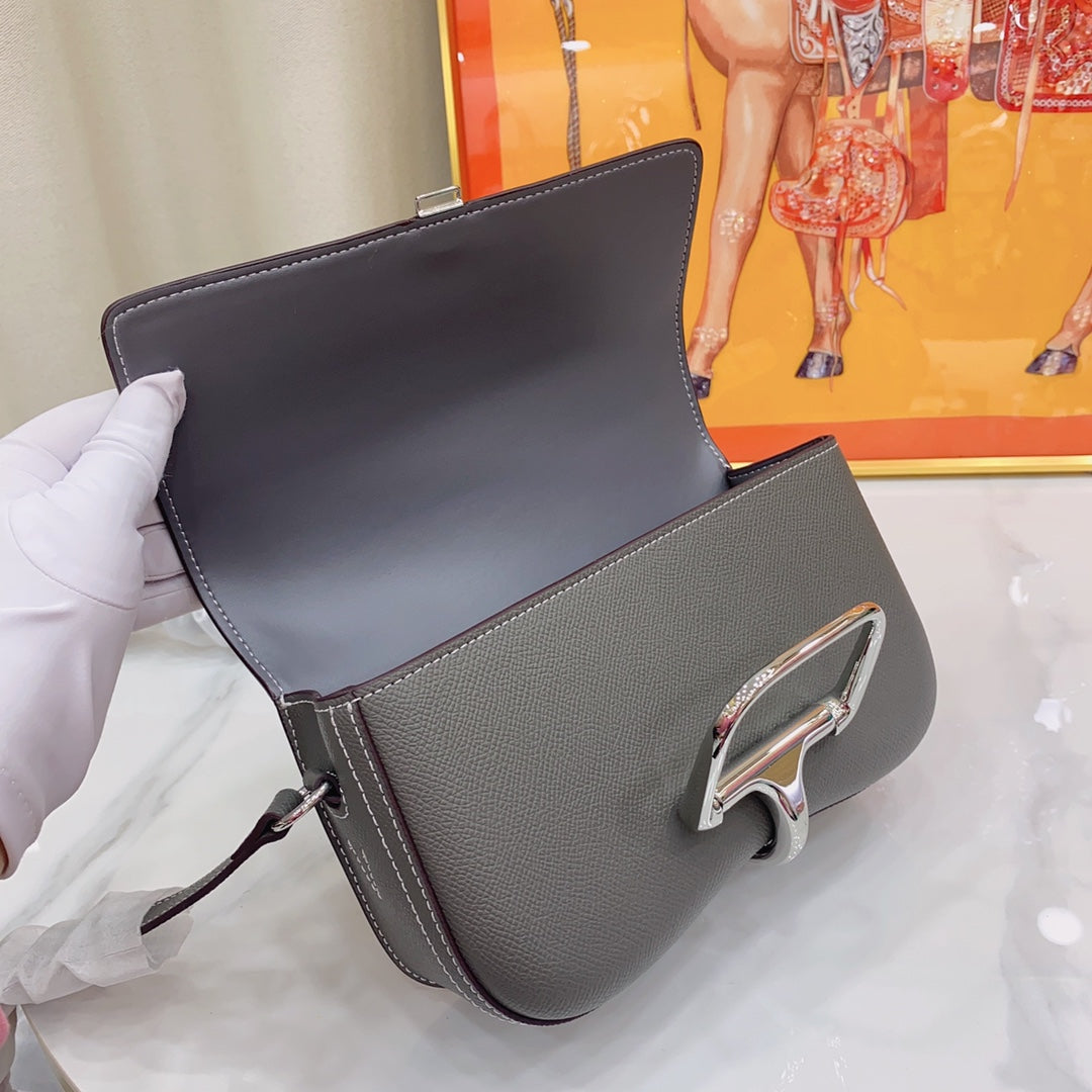 B1N55H9 Popular  leather bag