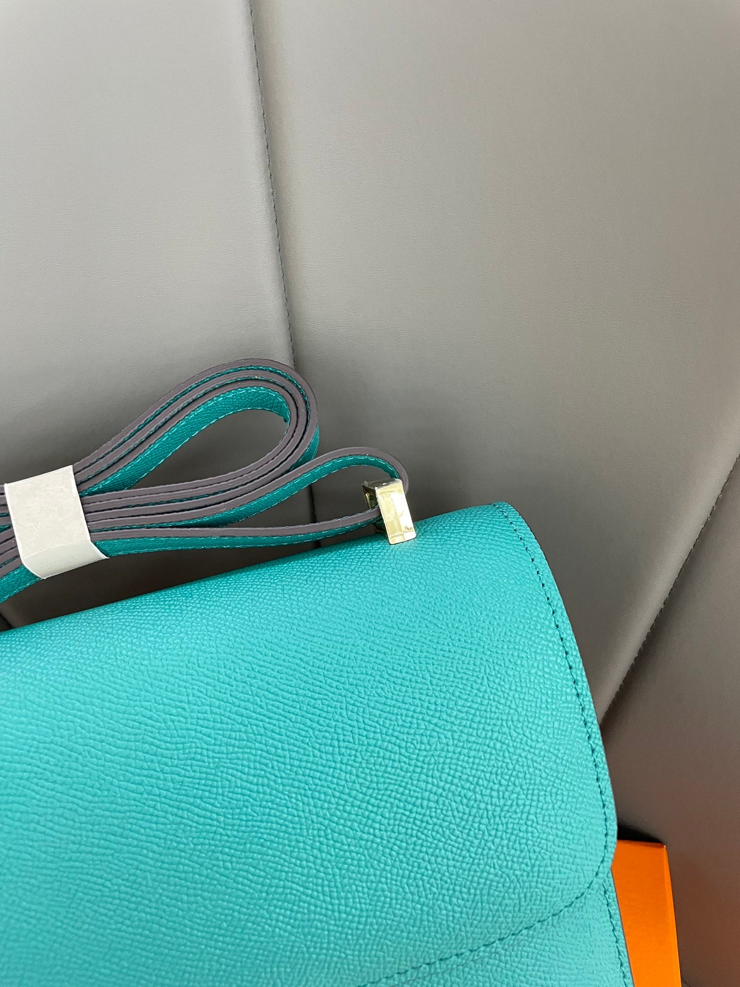 B1N55H66 Popular   leather bag