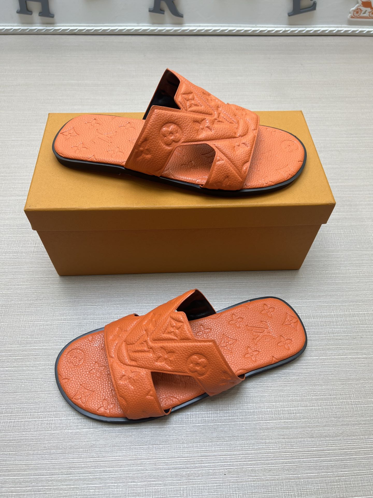 Z5ZE34 Popular slippers