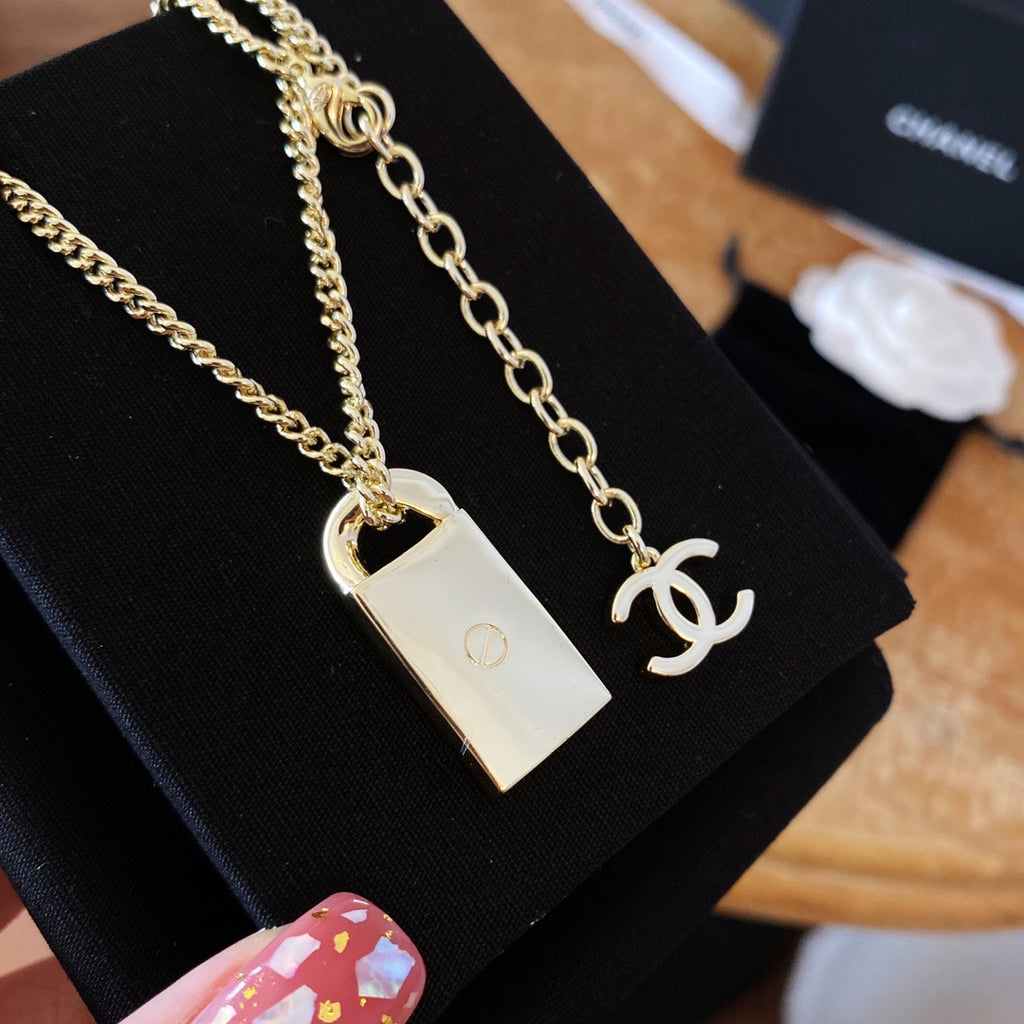 X1N63C114X  Popular  necklace  earrings