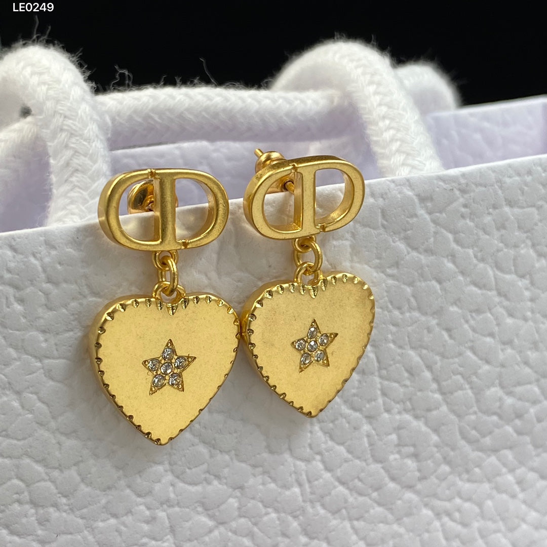 X1Y93D221E Popular   Earrings