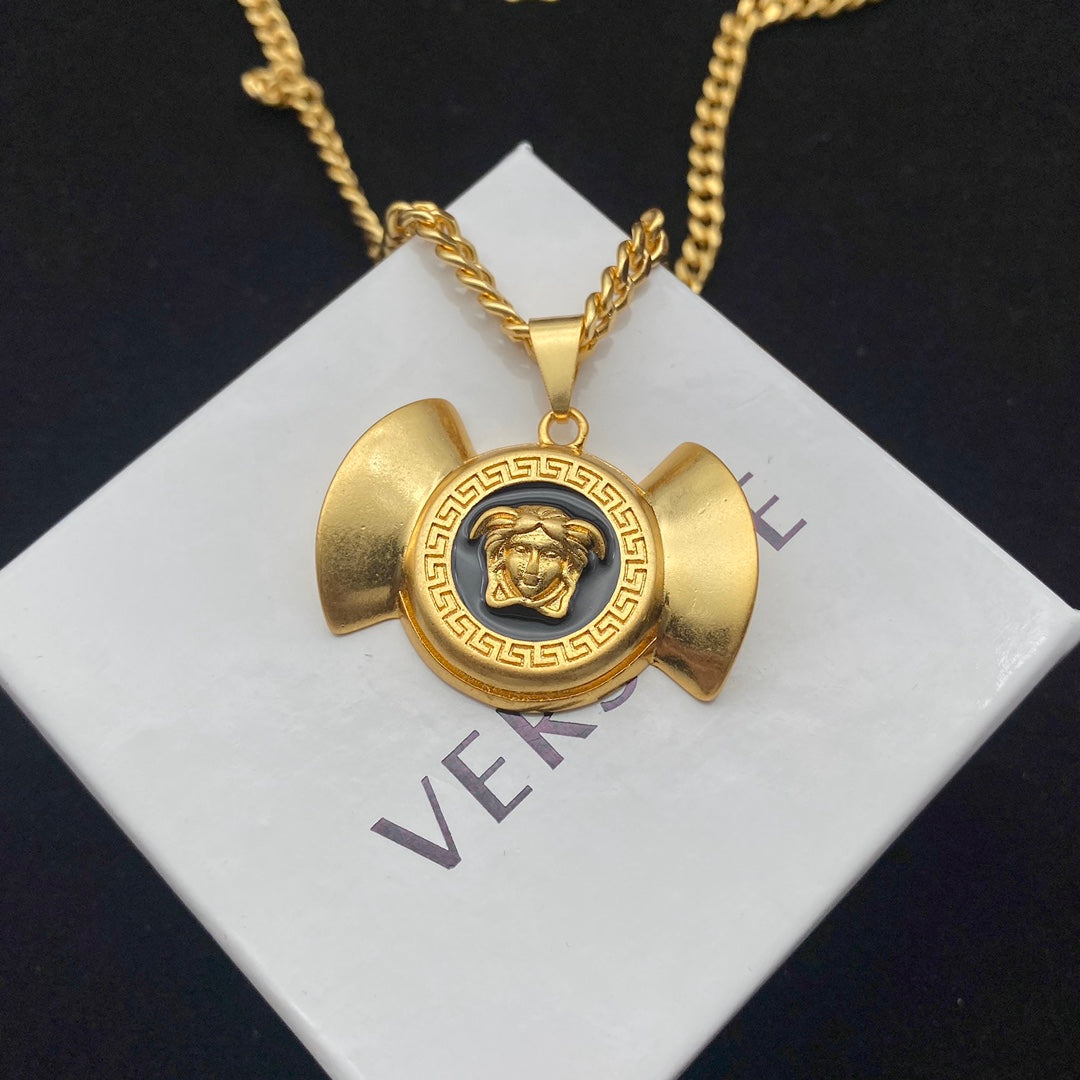 X1R75V51X Popular    Necklaces