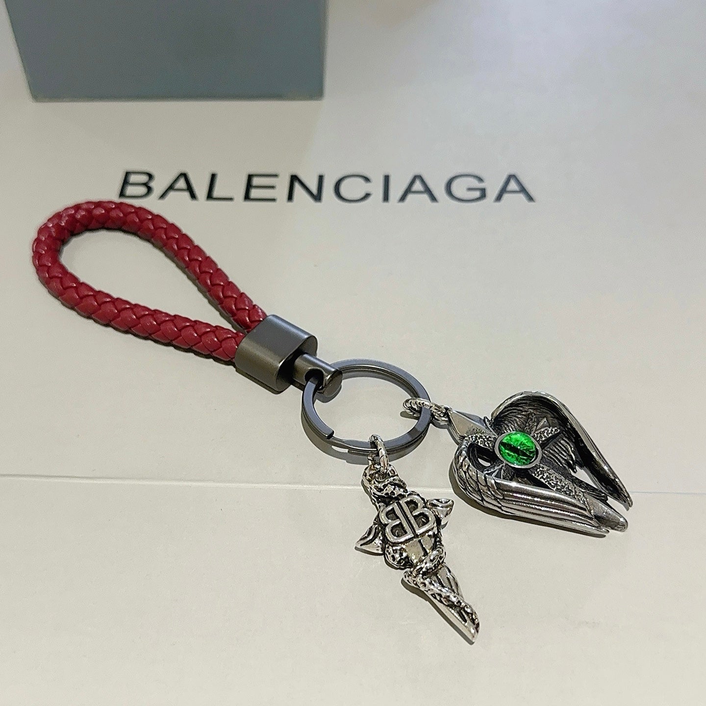 A1Z105J75 Popular bag 's charms accessories