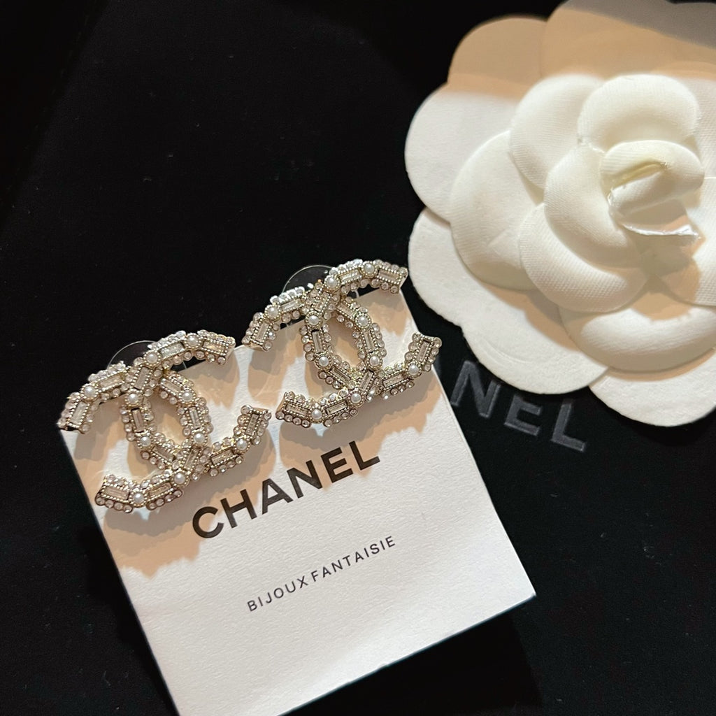 X1Z94C842E Popular Earrings