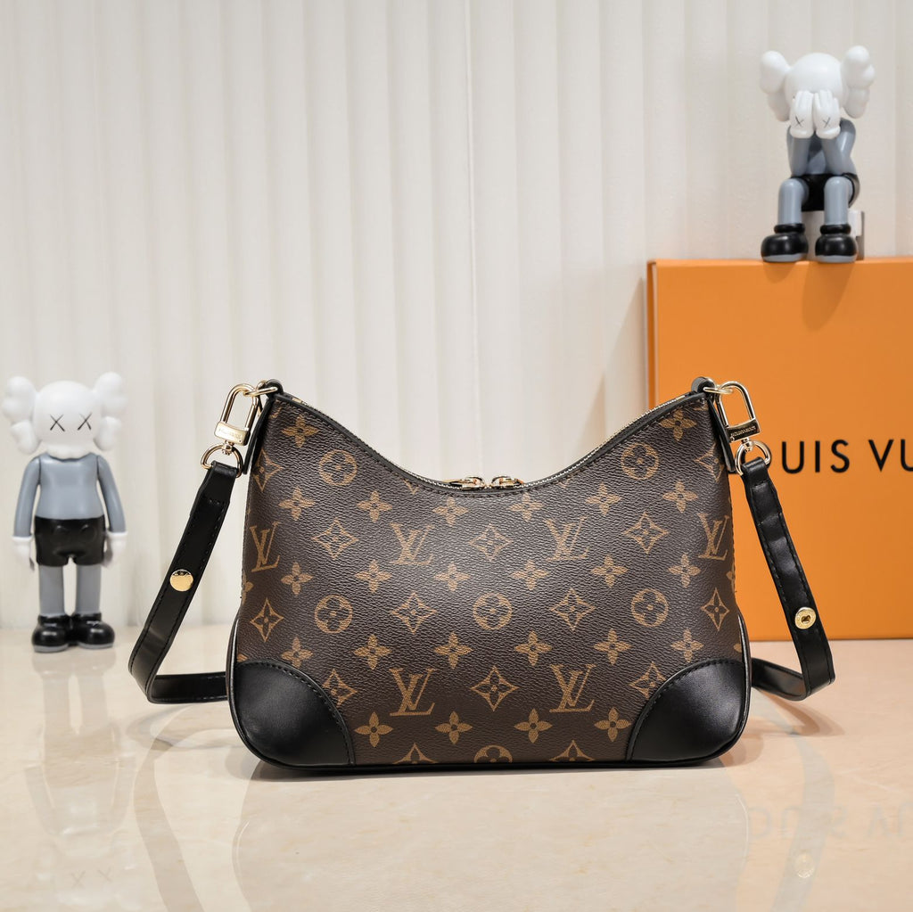 B1X104E57 Popular   leather bag