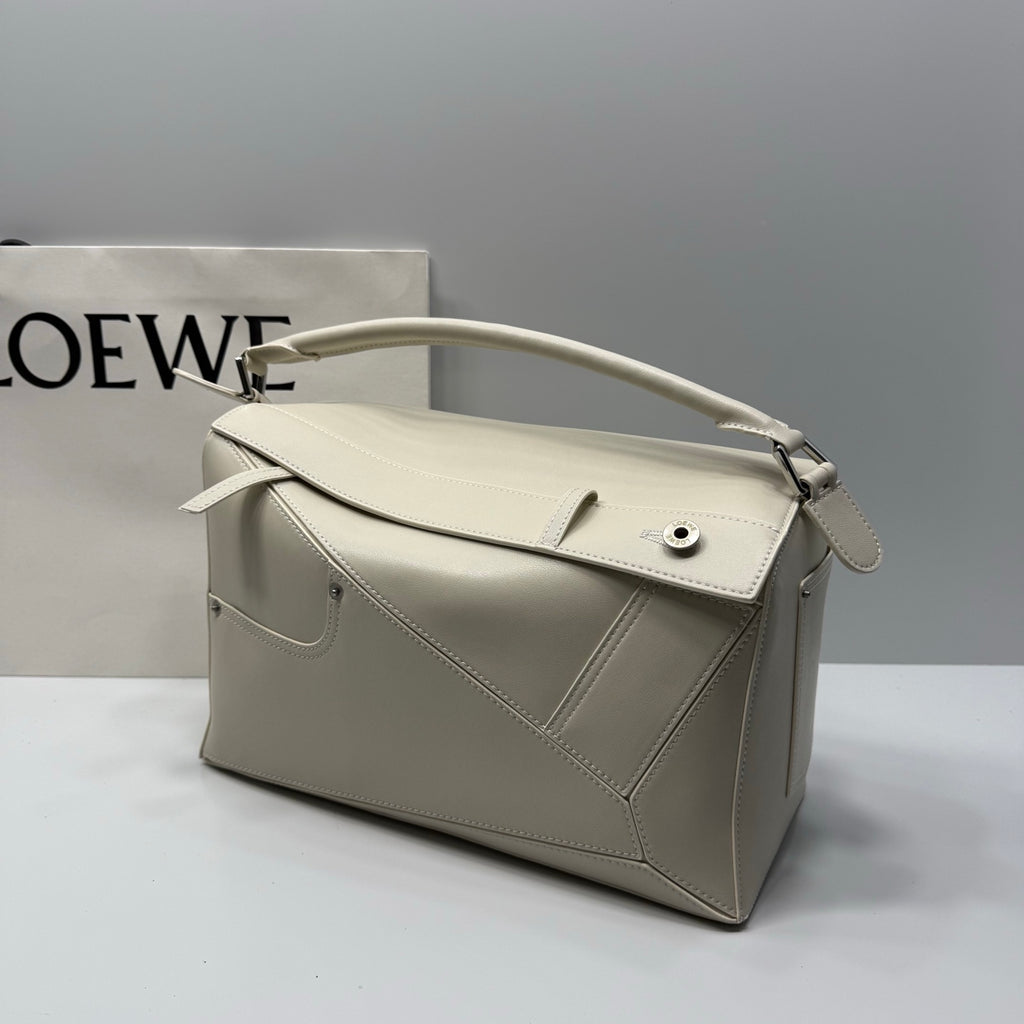 B1R46A12 Popular leather bag