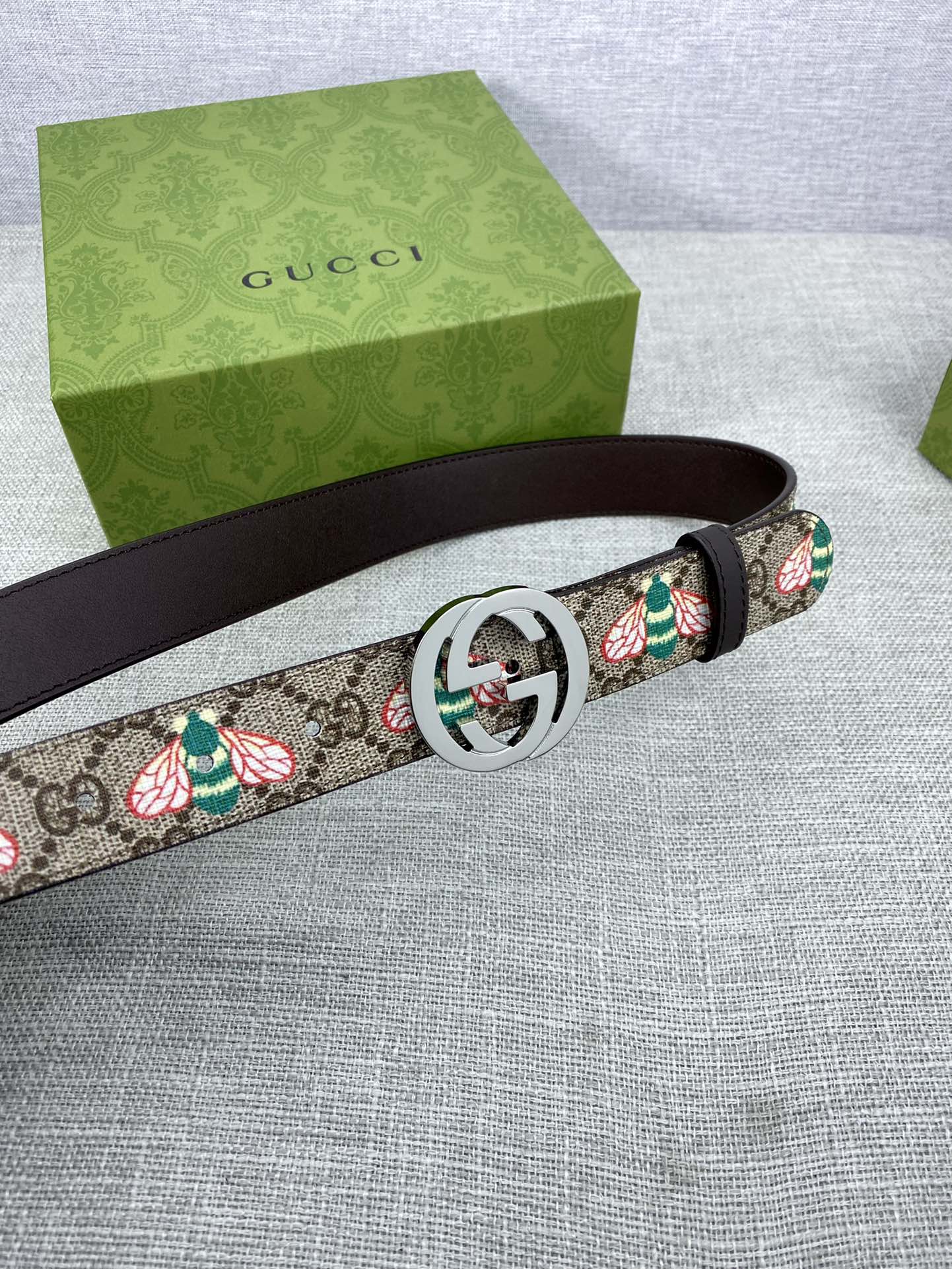 P1Q115B51 Popular High quality belt With full package