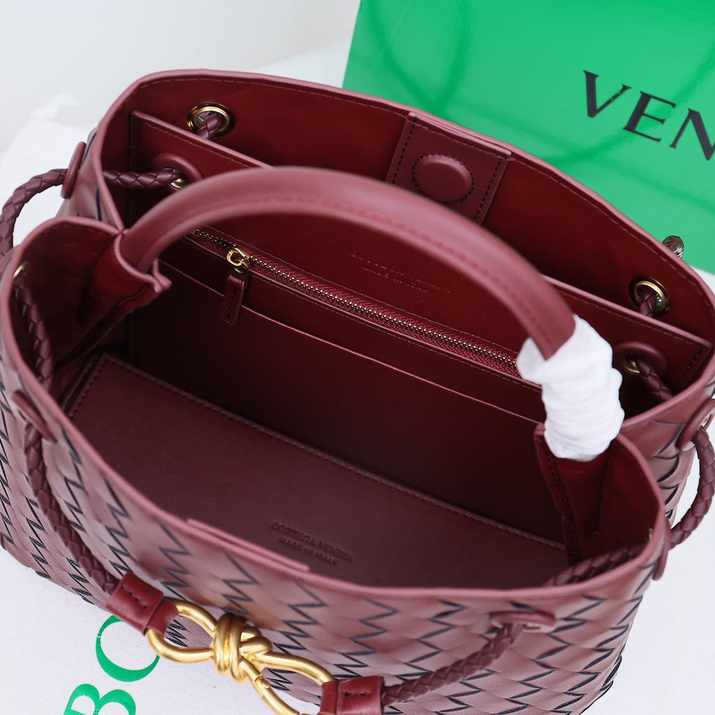 B1X104A80 Popular  leather bag