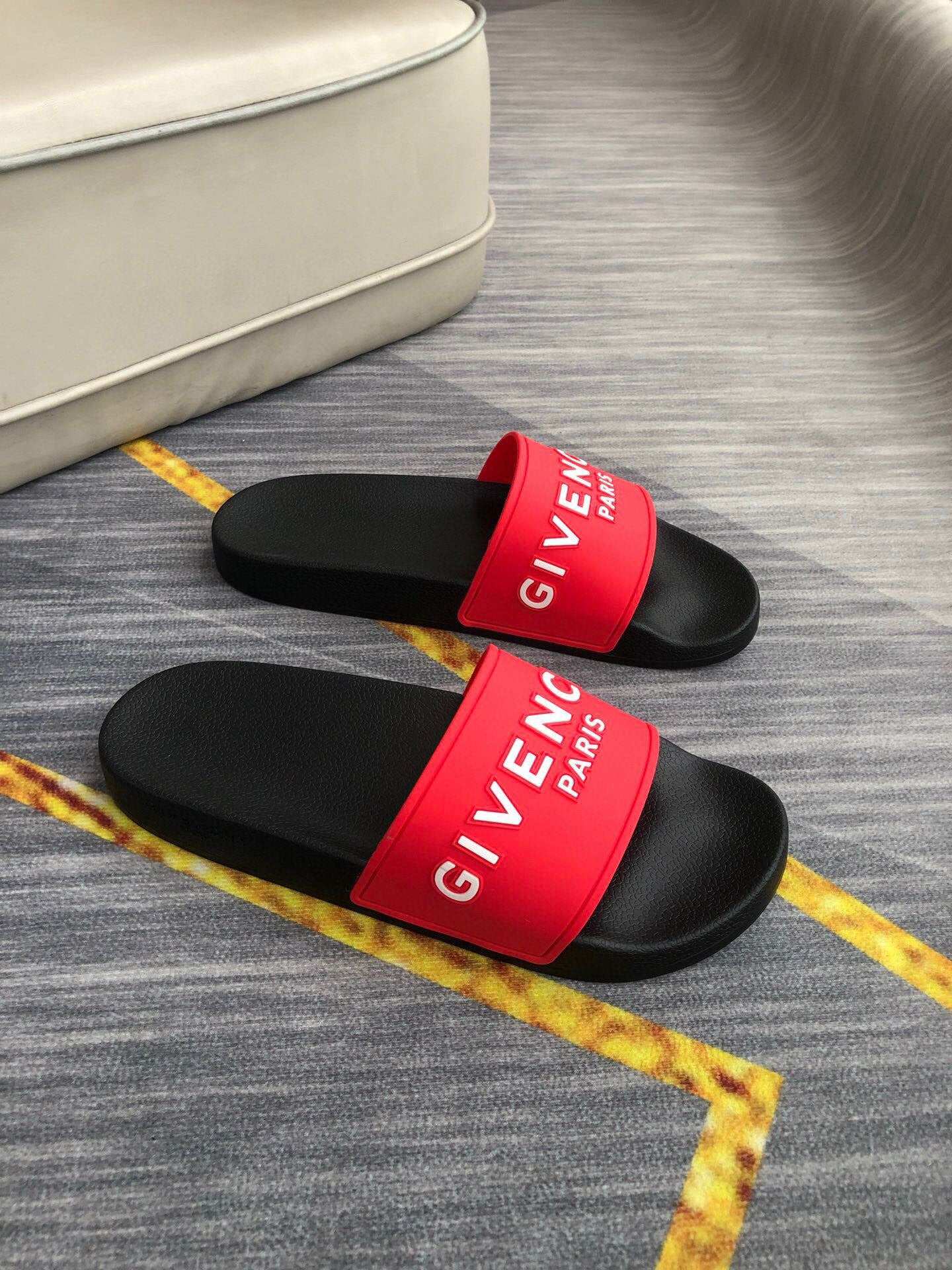 Z5Z35GV265 Popular Slippers