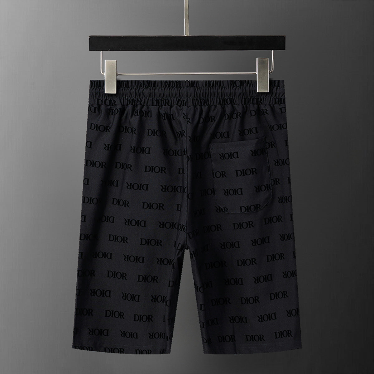 U1R35D118  Popular shirt and shorts set