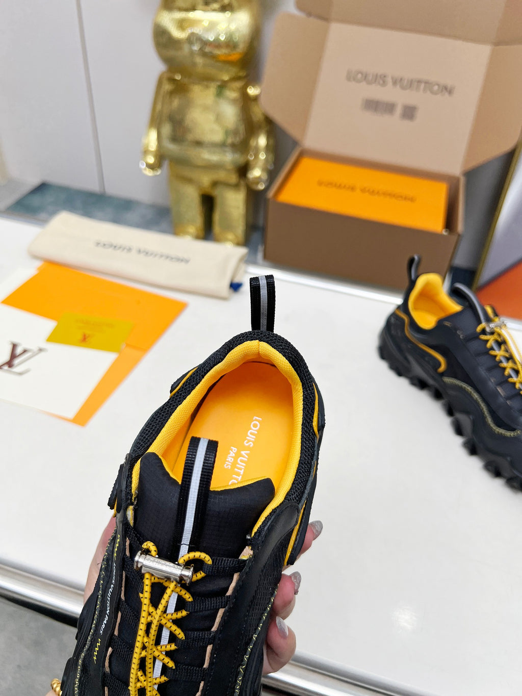 Z2Q105E286 Popular high-quality Shoes