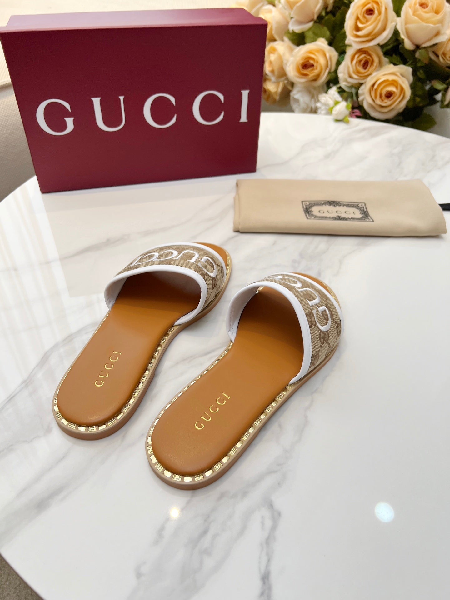 Z2Q55B29 Popular high-quality  Shoes