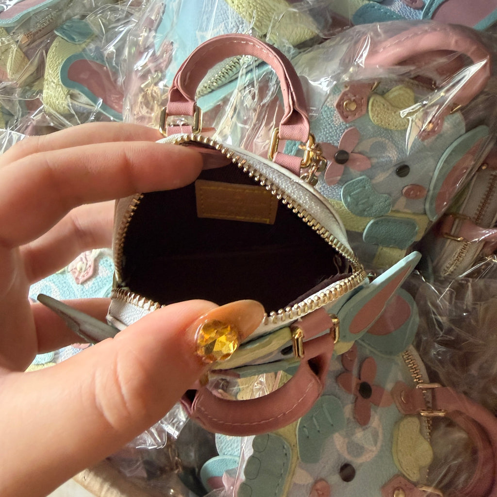 A1R76E103 Popular bag 's charms accessories