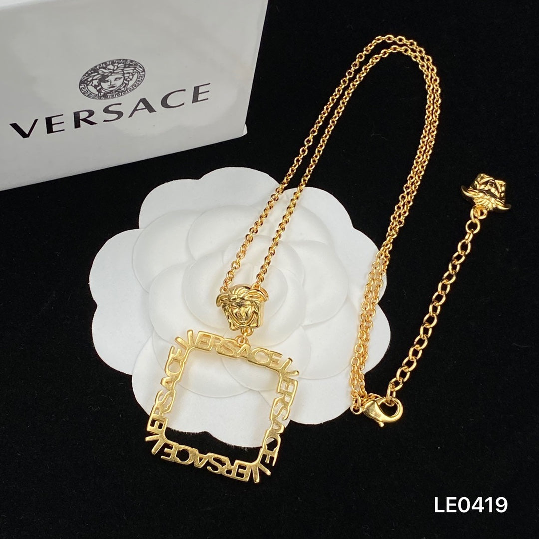 X1R75V65X Popular Necklaces .Earrings
