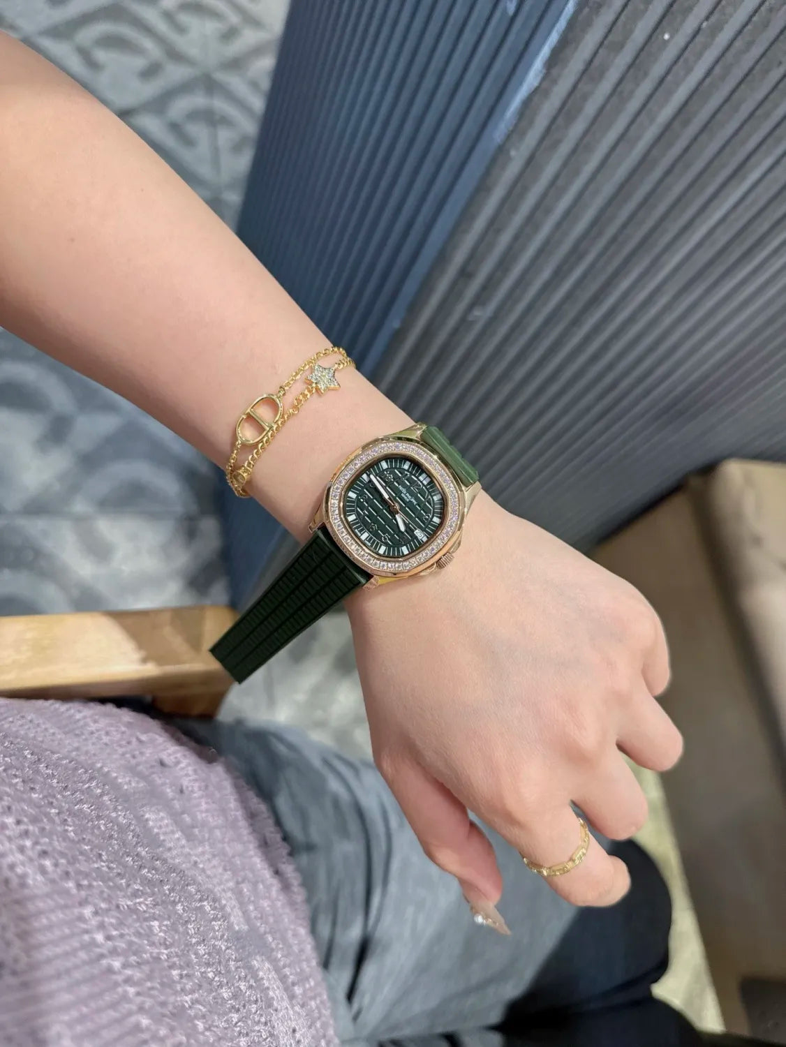 L1N36A5  Popular Watches