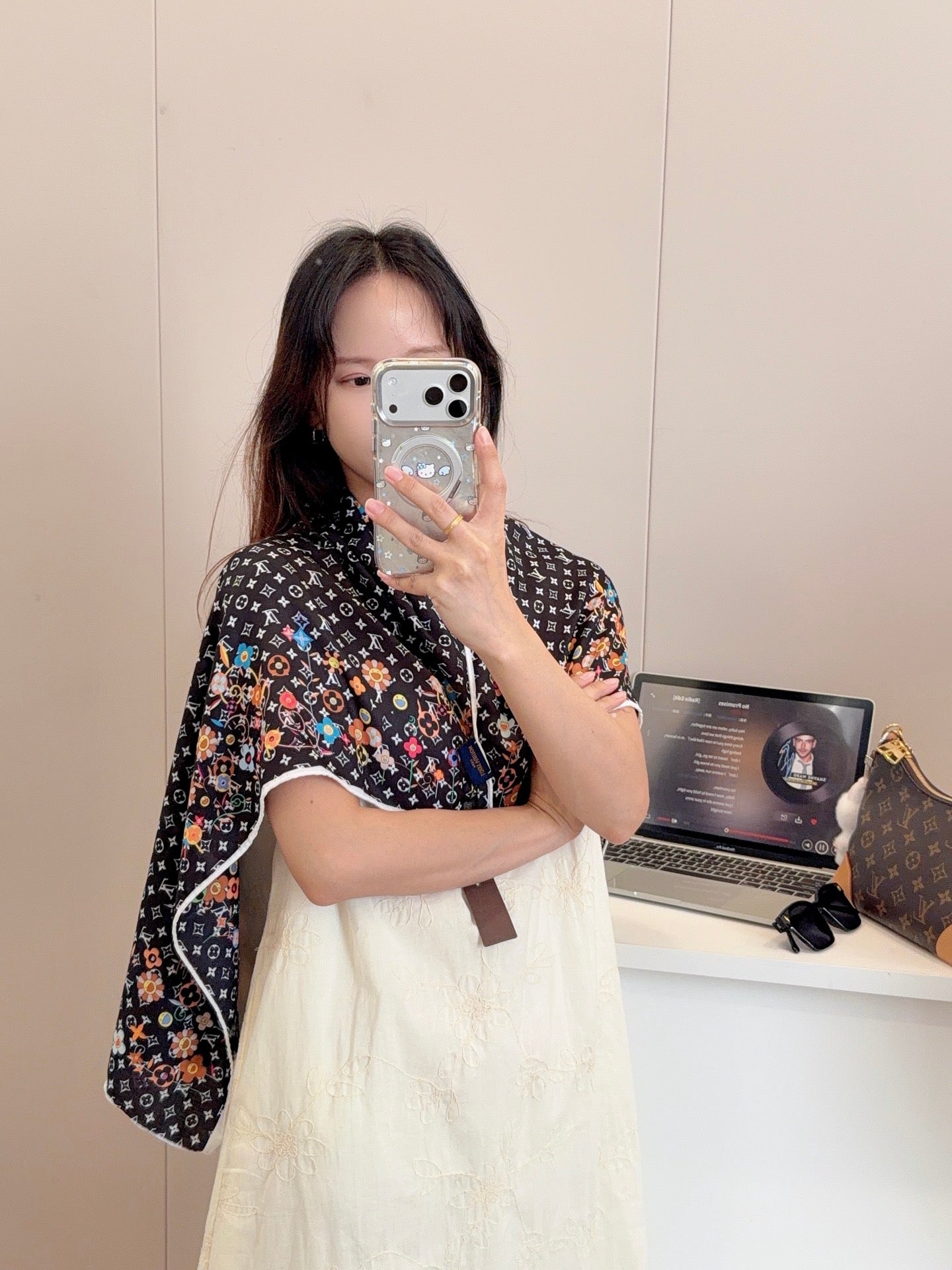 W1N36E29 Popular Silk Scarve