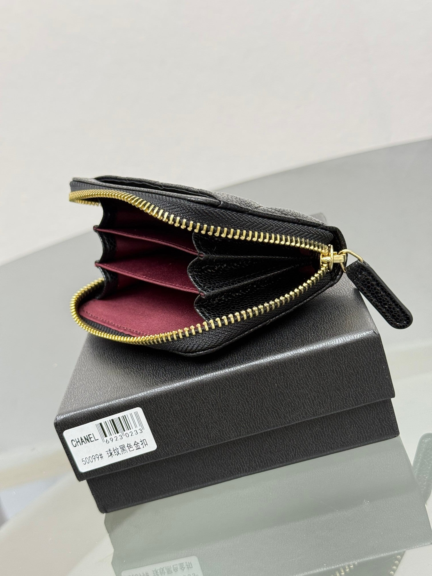 B1N36C10 Popular leather Wallets