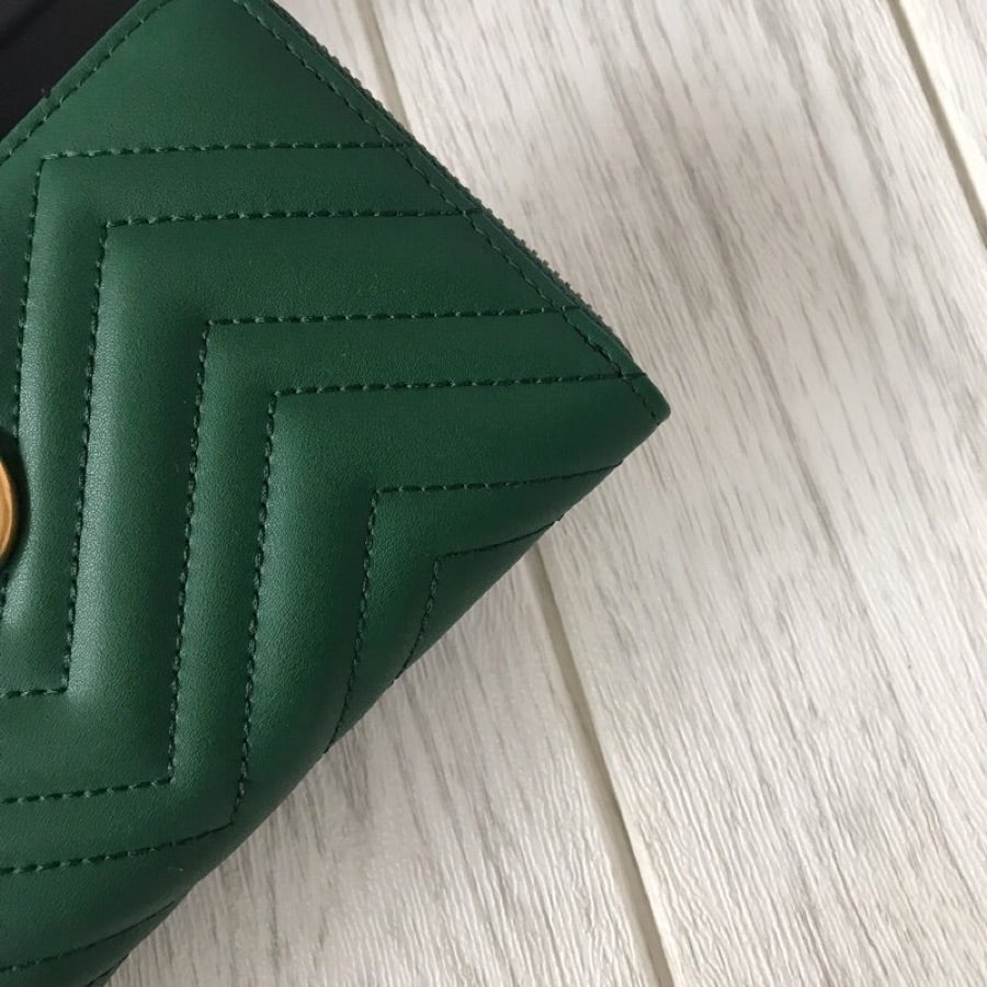 B1X43B81 Popular leather wallets
