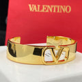 X1X33VL437K  Popular bracelet