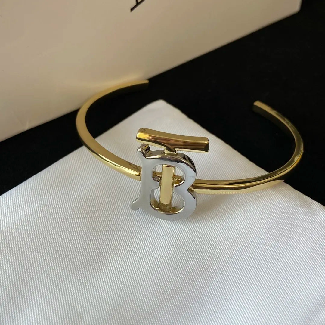 X1Z54A466X  Popular   Earrings Bracelets Necklaces
