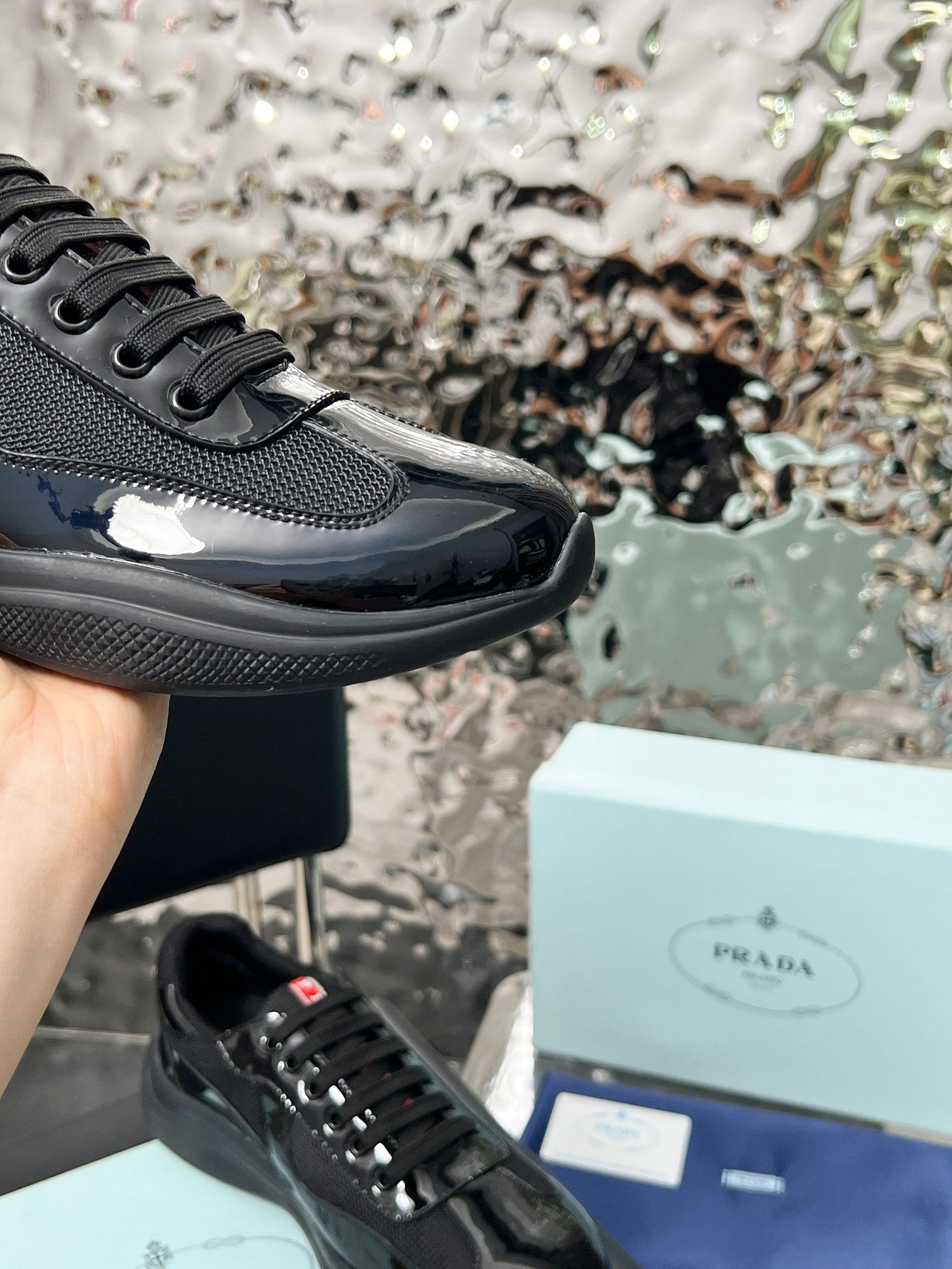Z2P76P01 Popular high-quality leather Shoes