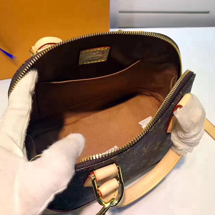 B1P20E26 Popular  leather bag 