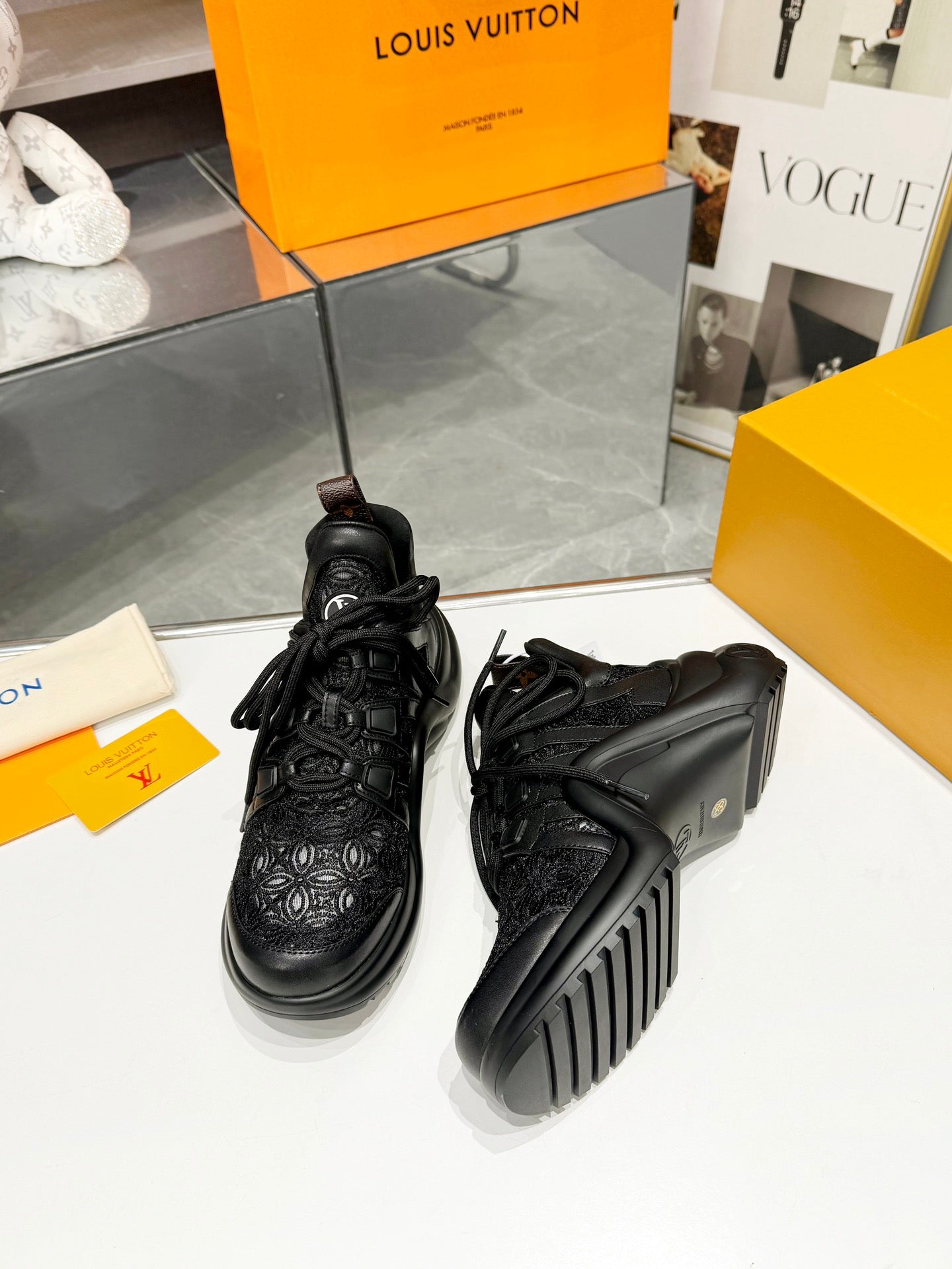 Z2Q95E178  Popular high-quality Shoes