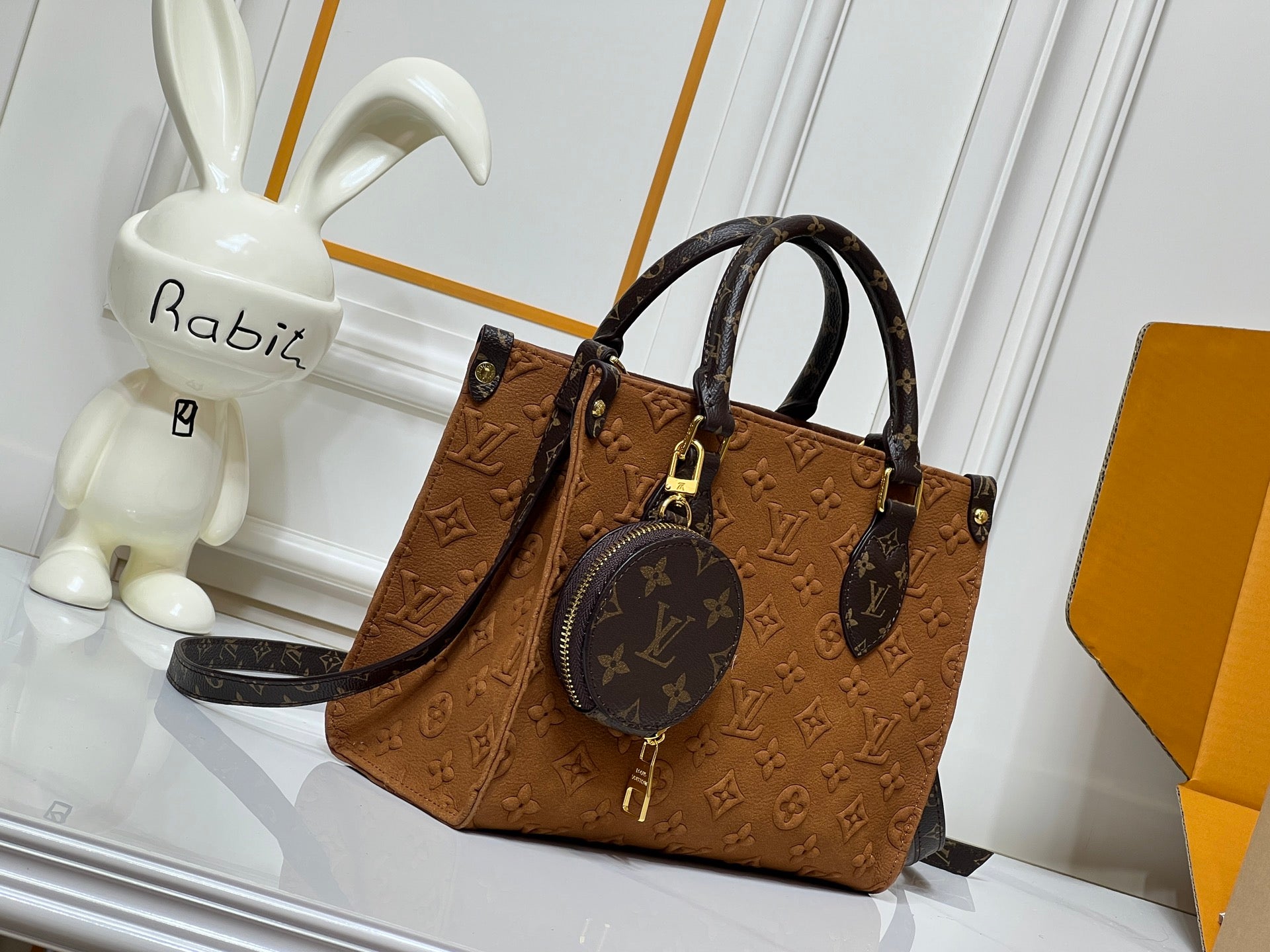 B1R115E156 Popular bag