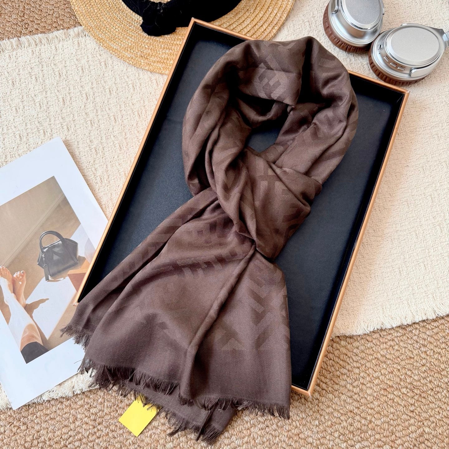 W1N36F16 Popular Silk Scarve