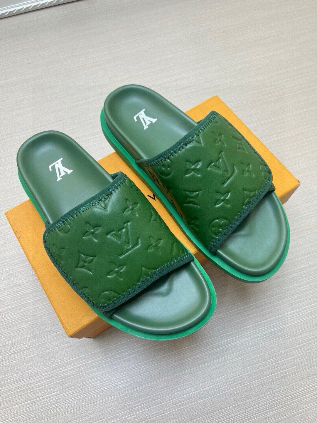 Z5QE5 Popular Slippers