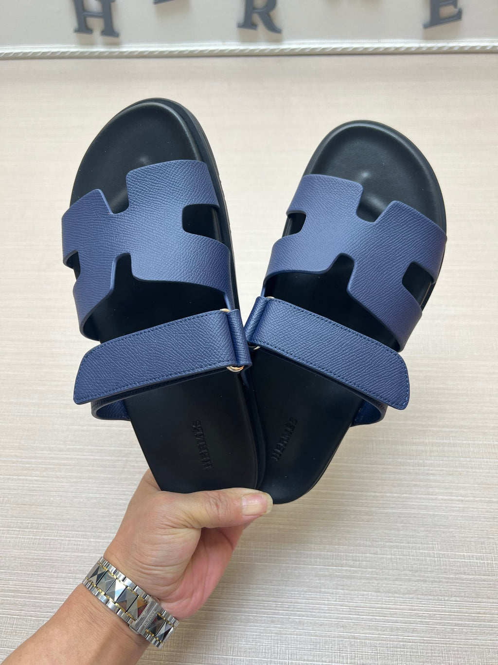 Z5R35H6  Popular Slippers shoes