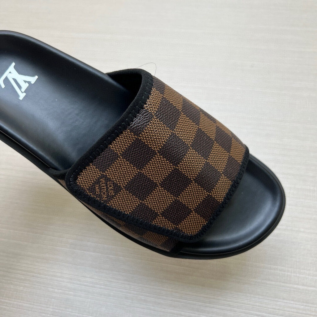 Z5WE245 Popular Slippers
