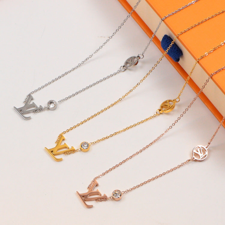 X2B100E1X Popular Necklaces