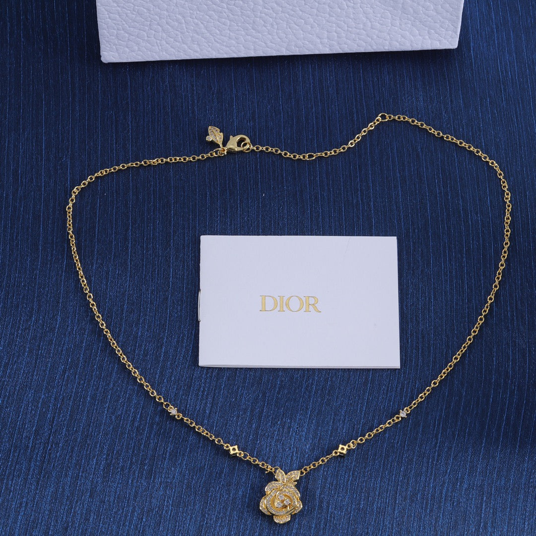 X1Q85D70X Popular Necklace
